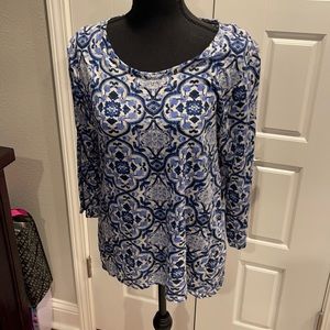 Blue and cream top